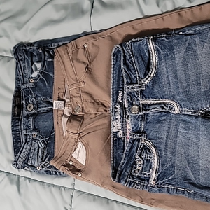 3 Pair Of Size 5 Jeans (Twentyone Black Rue21,‎ Celebrity Pink, Miss Chic Jeans)